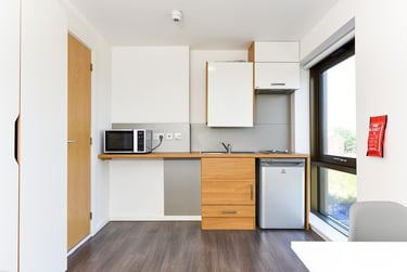 1 bed studio, Great Crosshall Street, City Centre, Liverpool, L32AT - Image 5